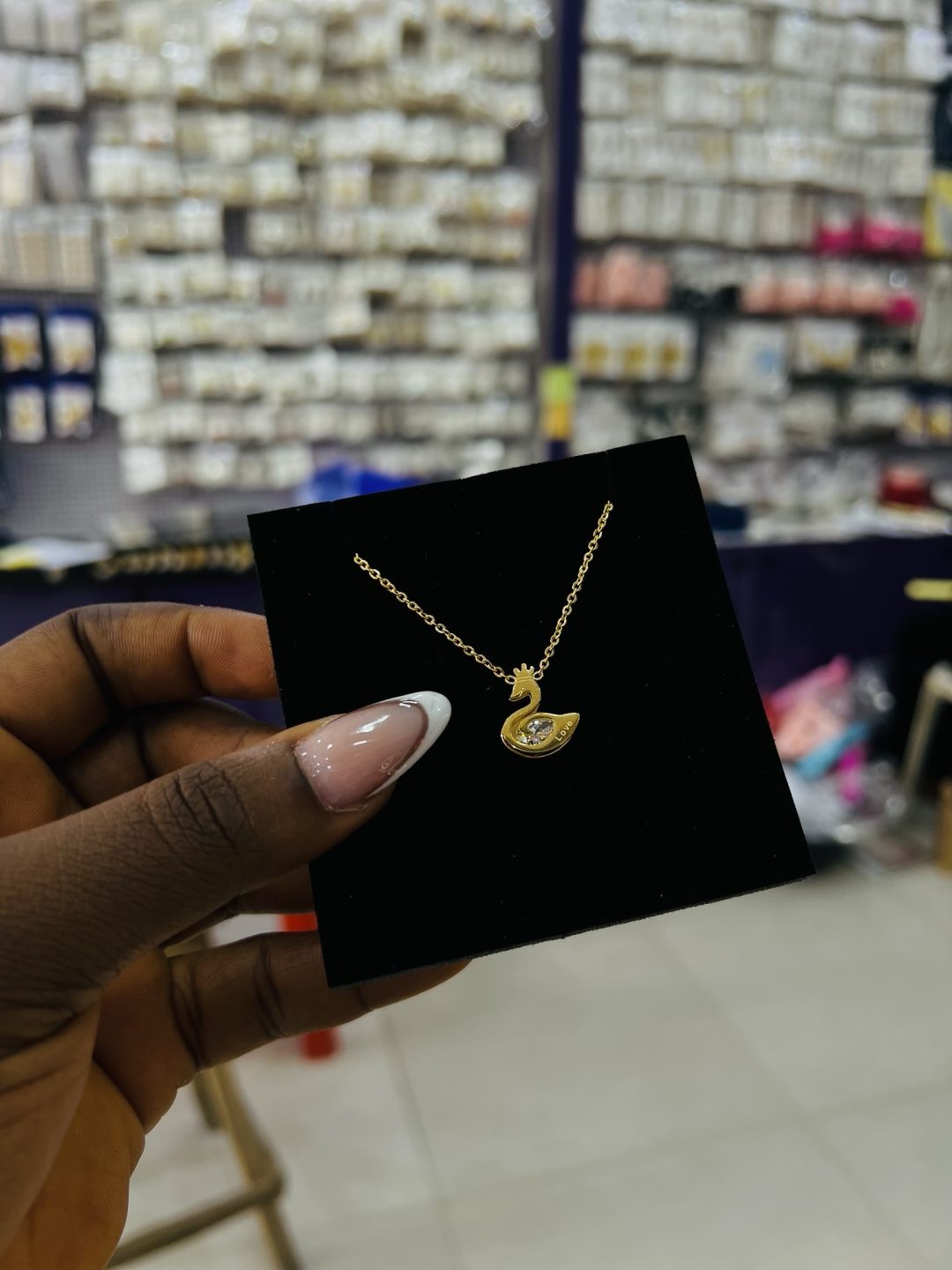 Swarovski gold necklace - Image 5
