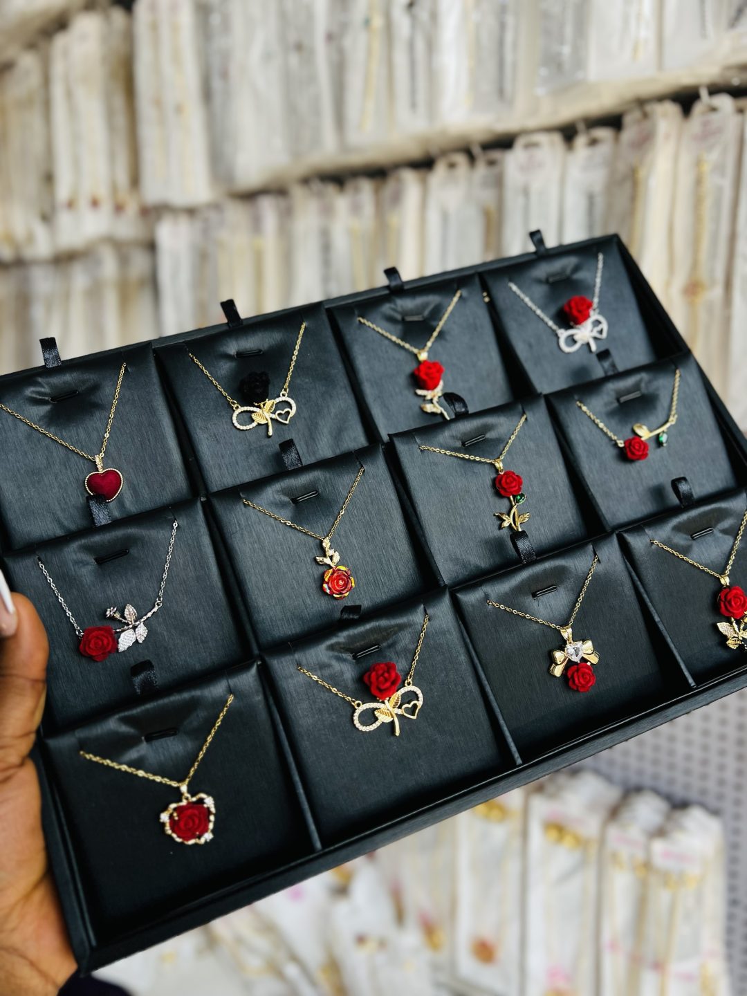 Mixed dainty necklace collection 003! - Image 4