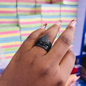 Black wedding ring size 8
