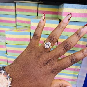 Sweet oval cut wedding ring size 9