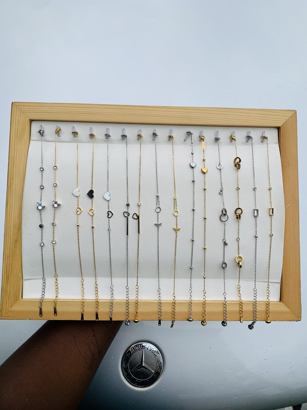 A dozen of dainty bracelets (12pcs)