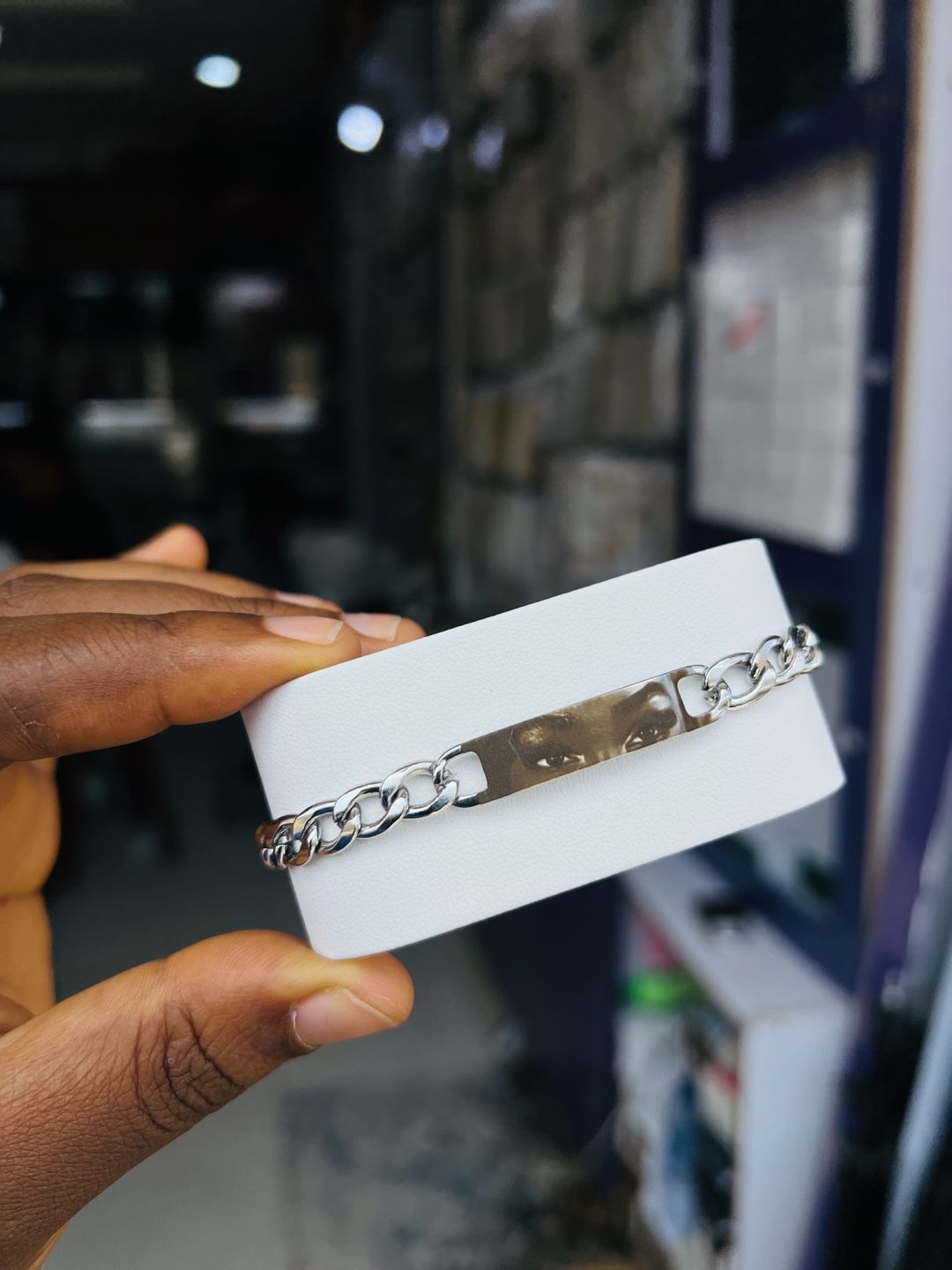 Engraved silver eyes mini bracelet - Image 5