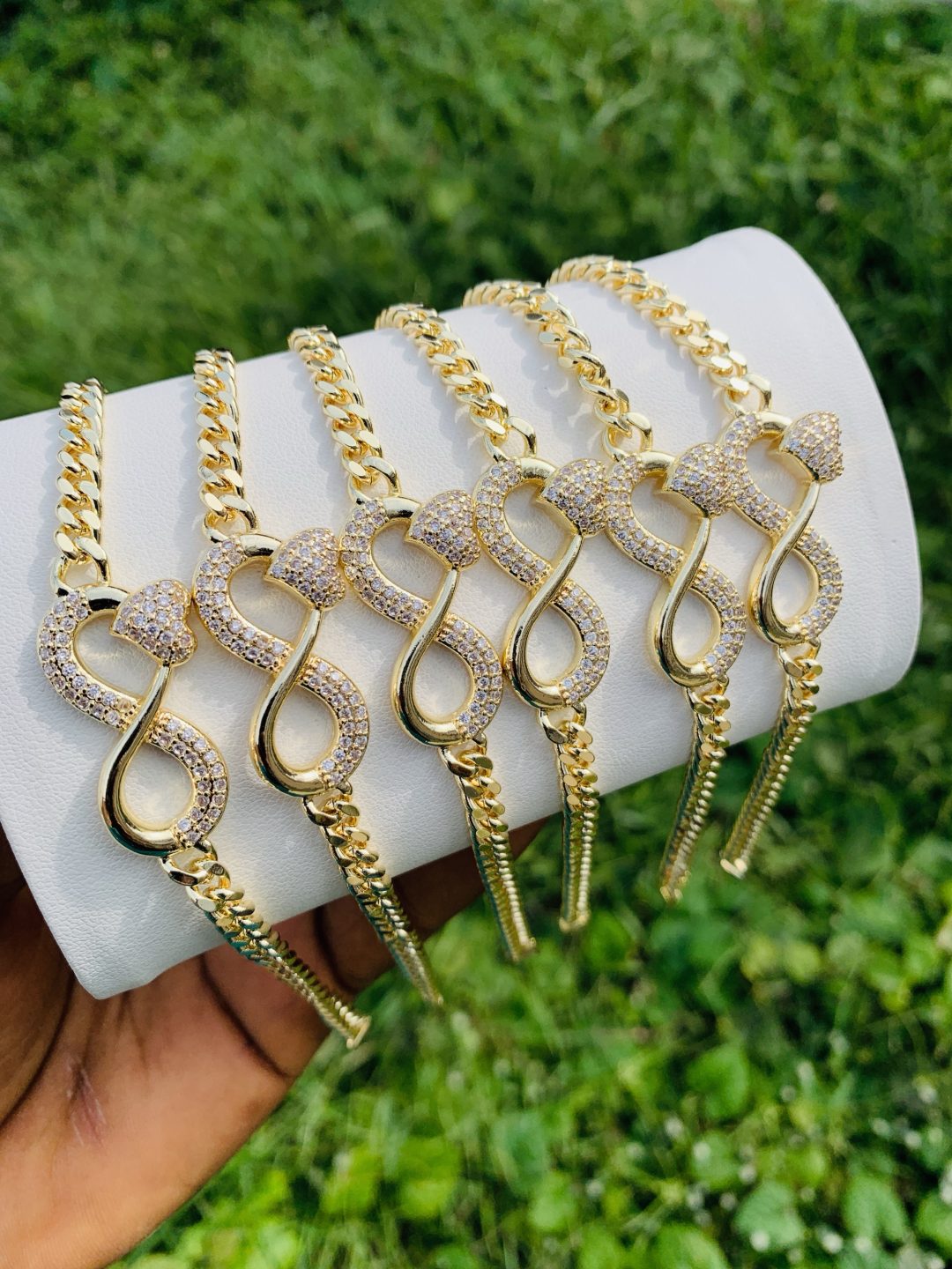 Half stone bracelet 027