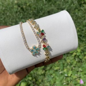 Luxury tennis bracelet with small paper box