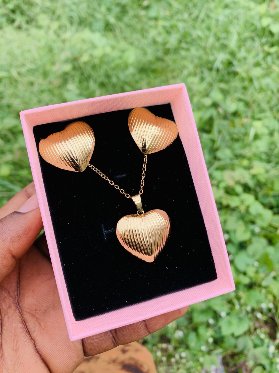 Luxury steel gold set comes with exact box 024 - Image 2