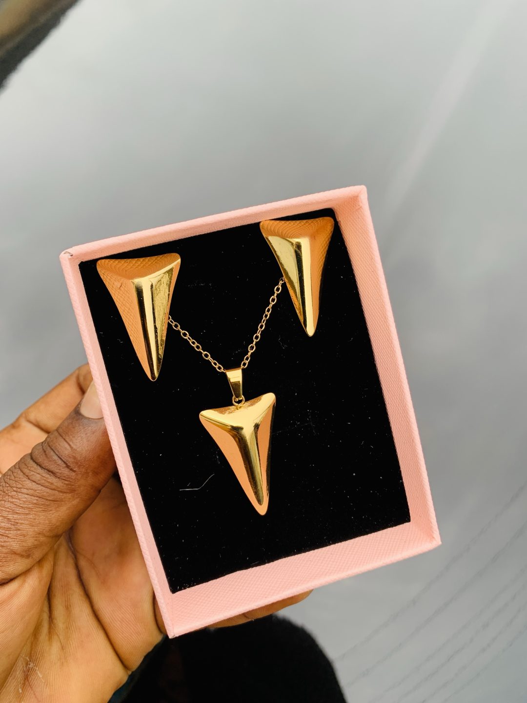 Luxury steel gold set comes with exact box 020 - Image 2