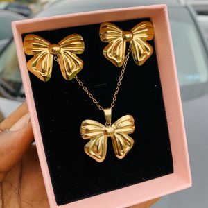 Luxury steel gold set comes with exact box 007