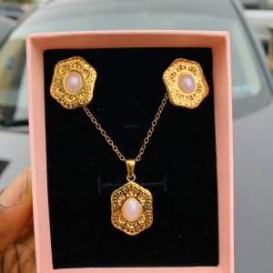 Luxury steel gold set comes with exact box 004