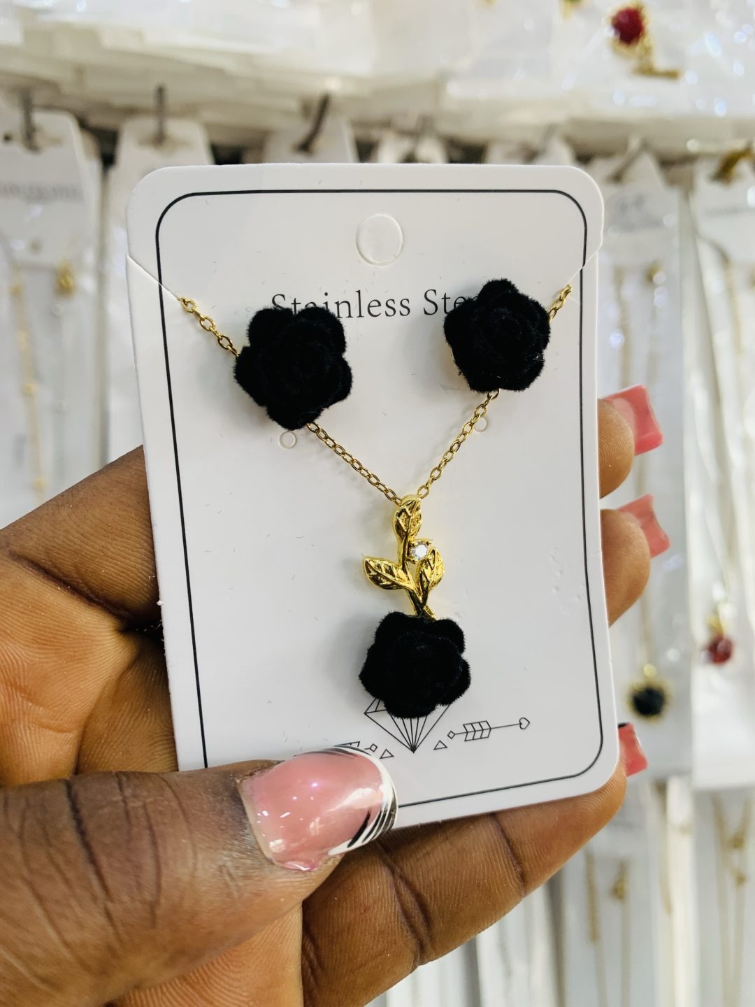 Flower dainty necklace set 009