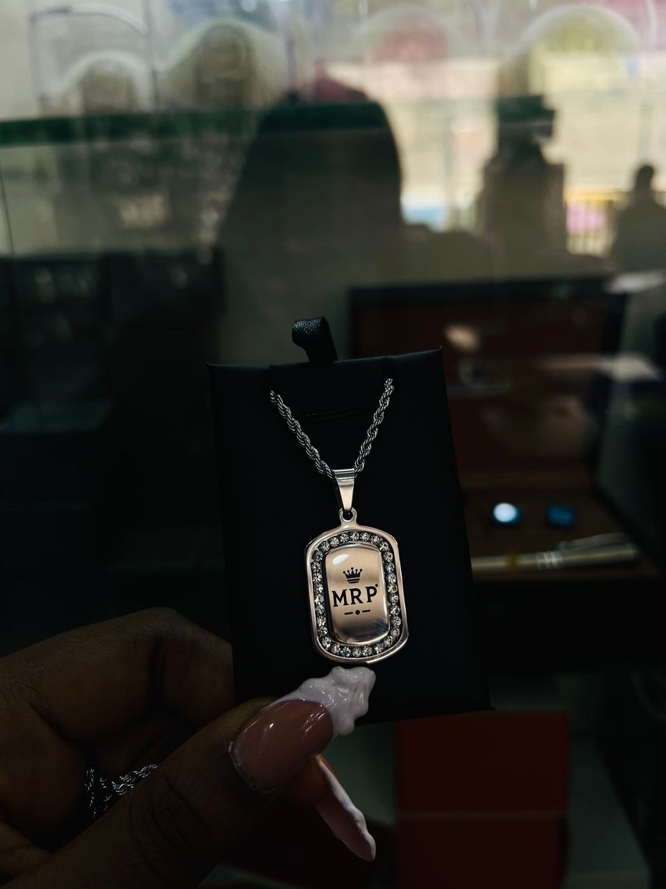 Engraved silver square stones necklace