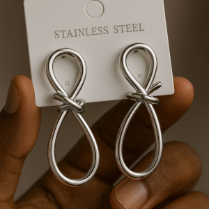 Original white gold plated earring