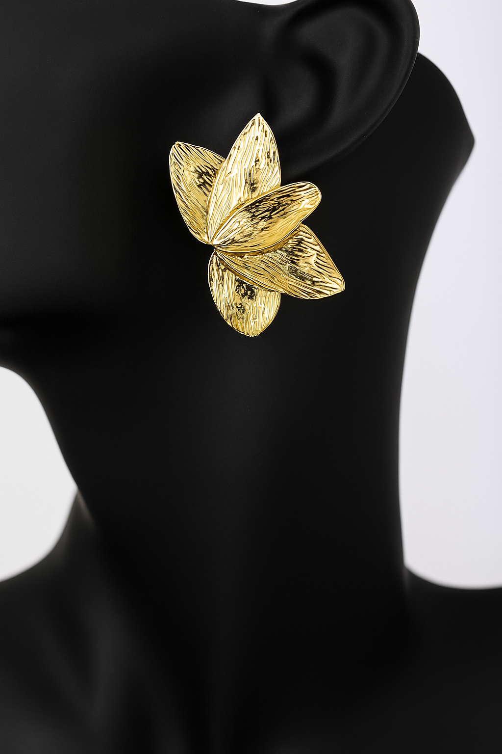 MD GOLD EARRINGS 005