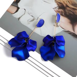 Blue dropping flower earrings