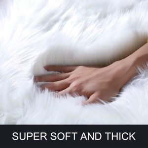 Super soft fur rug
