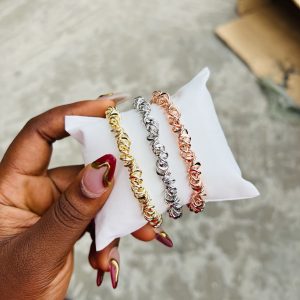MD three toned curvy bracelet set