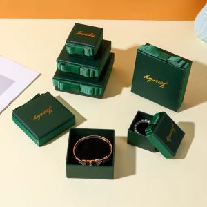 A dozen of jewelry green necklace box (12pcs)