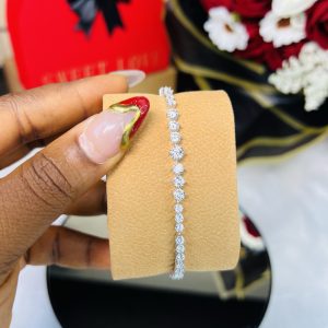 Tennis moissanite bracelet
