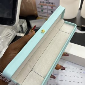 Blue royalty long leather box