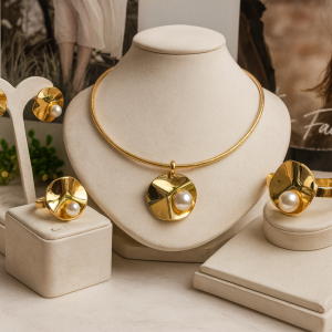 Romanian gold pearl set