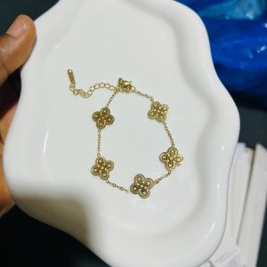 5 steel gold vca bracelet