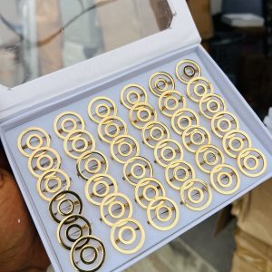 A box of stainless steel rings (36pcs) 005