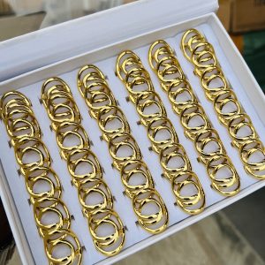 A box of stainless steel rings (36pcs) 003
