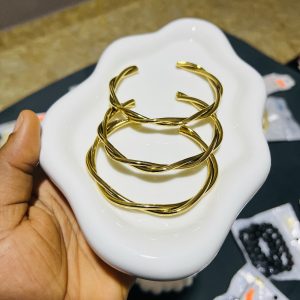 3 in 1 gold spiral bracelet