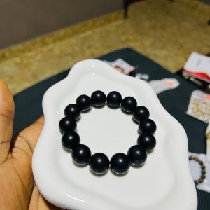 Amiga black bracelet