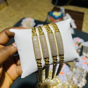 Half stone bracelet 025