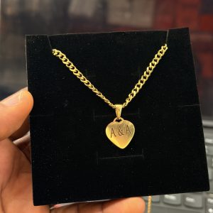 Engraved small heart necklace with paper box