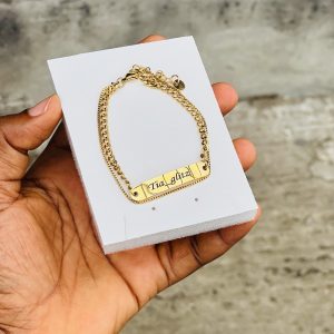 Engraved double step gold bracelet
