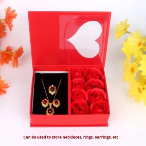 Red love rose box