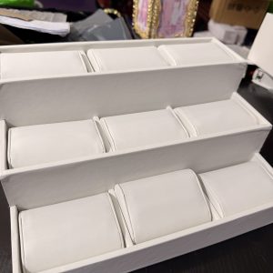 White 9 slots watch display