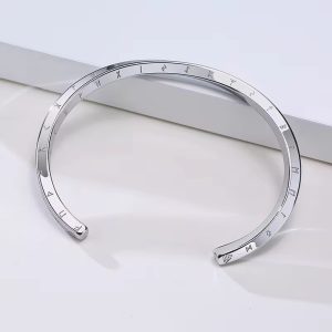 Steel silver cuffed bracelet