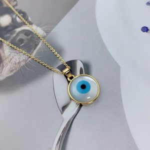 Dainty blue eyes necklace