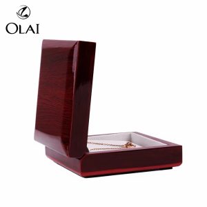 Luxury Formica necklace light box