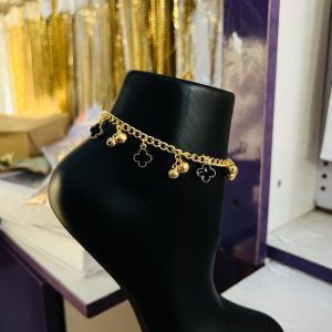 Vca shaky Gold ball bracelet