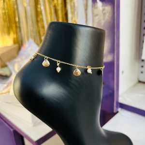 Shell pearl ball bracelet