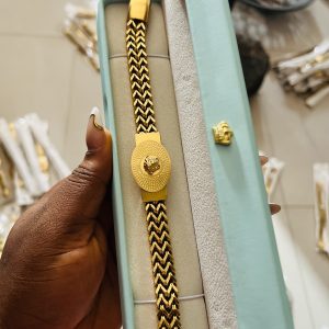 Male statement bracelet 010