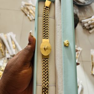 Male statement bracelet 010