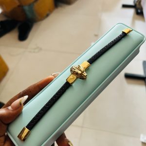 Male statement bracelet 015