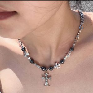 Urban 4 cross like necklace