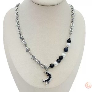 Urban moon necklace