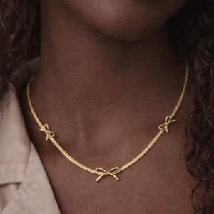 Bow tie steel necklace