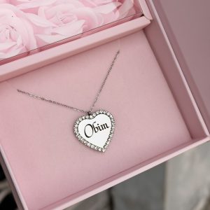 Engraved silver stoned necklace with box
