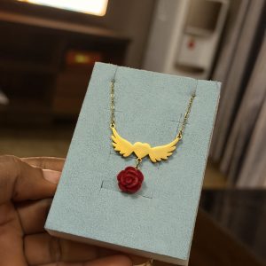 Engraved rose winged female necklace with box