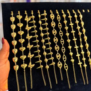 A dozen of Chunky gold bracelets (12pcs)