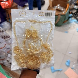 MD Gold Flowery Set 002