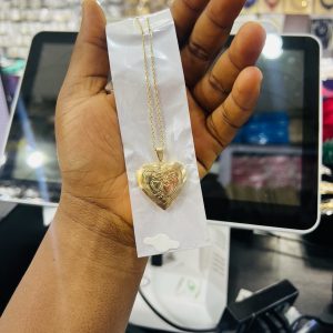 Gold Big heart locket necklace with paper box