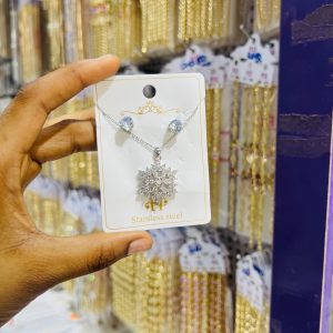 Silver Steel Flower Set